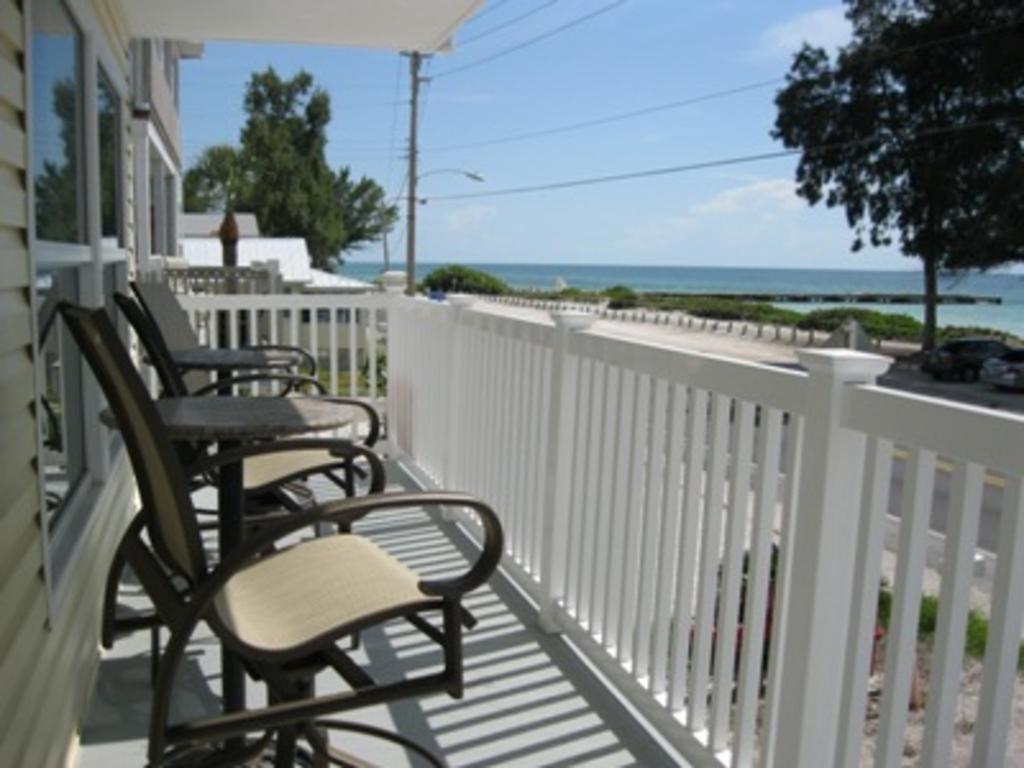Safari Suite Bradenton Beach Eksteriør bilde