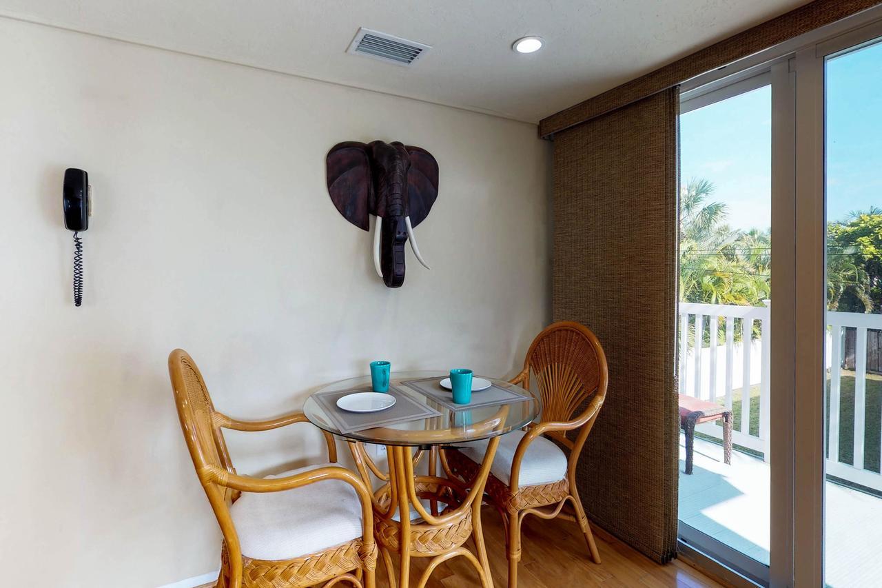 Safari Suite Bradenton Beach Eksteriør bilde